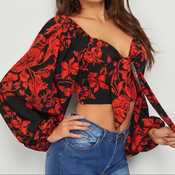 SHEIN Tops - Floral Front tie cropped blouse